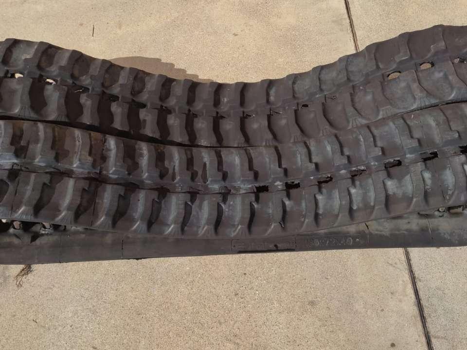Rubber tracks Photo 2