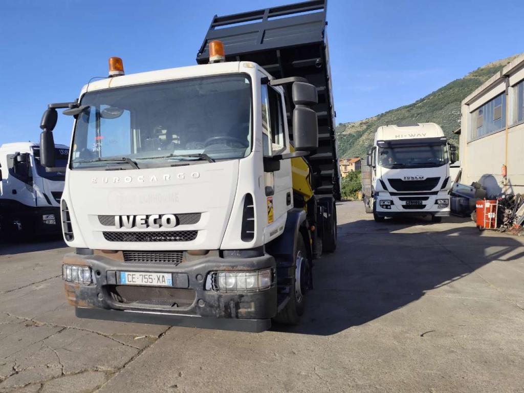 Iveco EUROCARGO 180E25K Photo 29