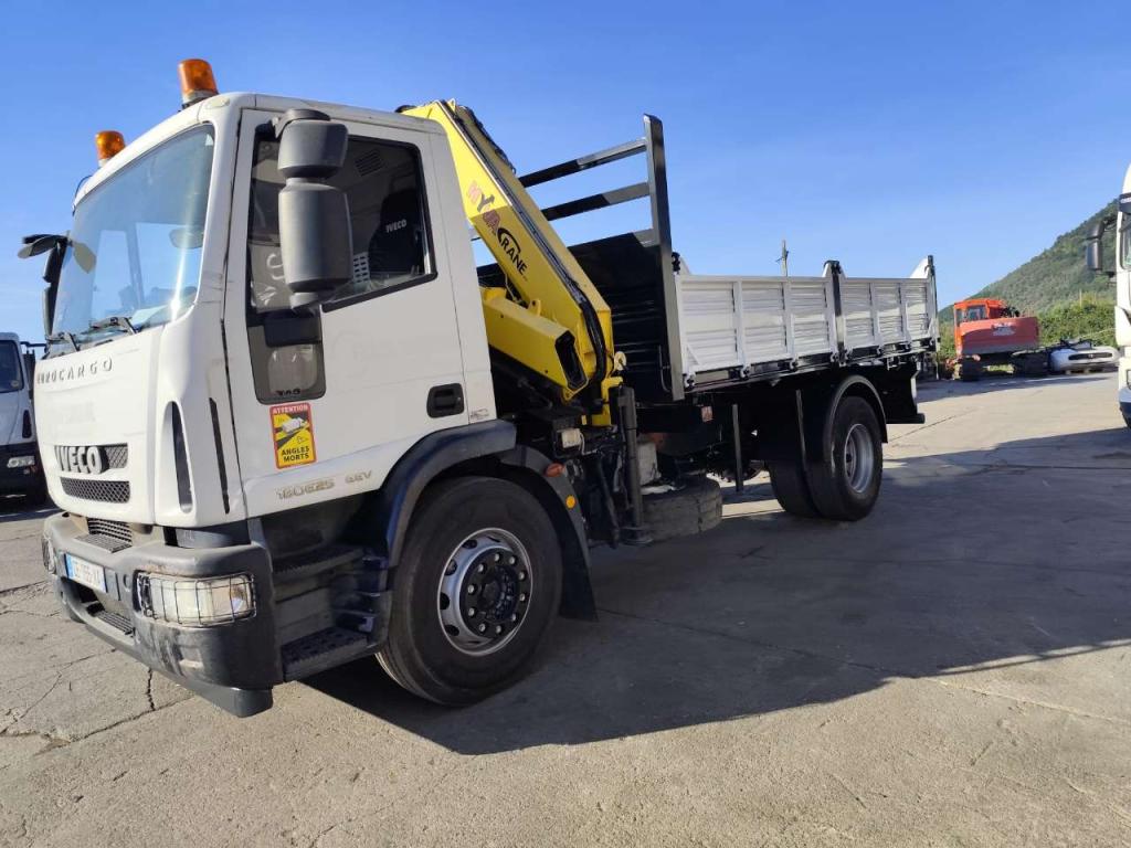 Iveco EUROCARGO 180E25K Photo 4
