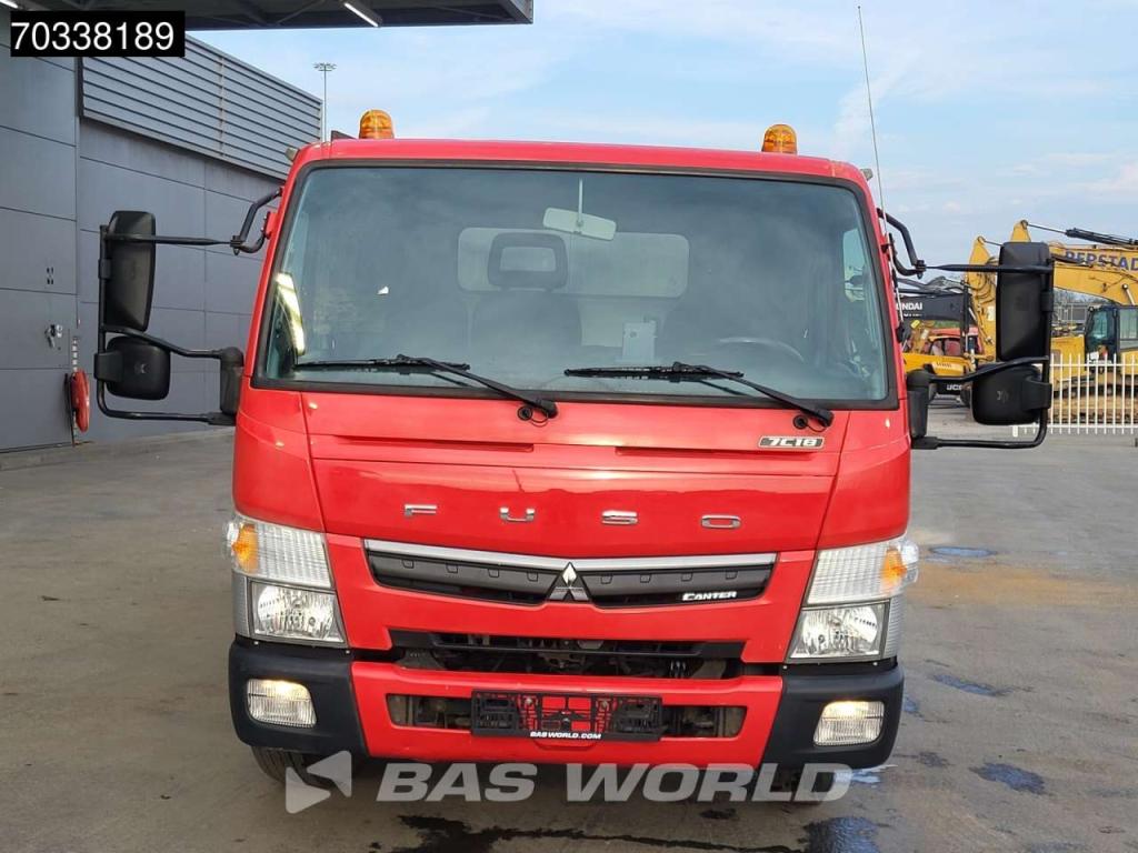 Mitsubishi 7C18 4X2 Photo 6