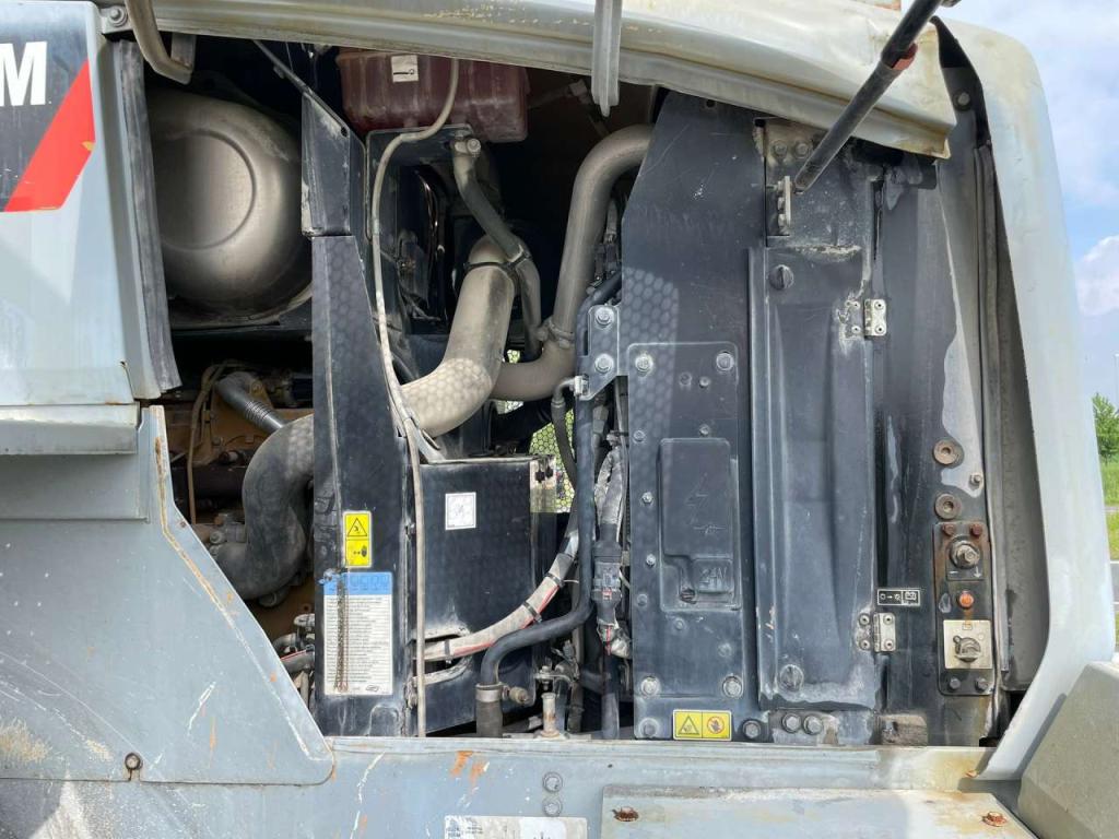 Caterpillar 930M Photo 27