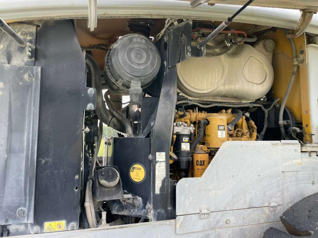 Caterpillar 930M Photo 28