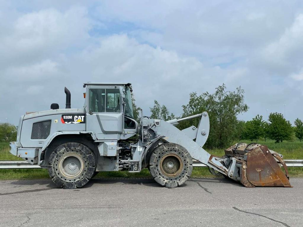 Caterpillar 930M Photo 7