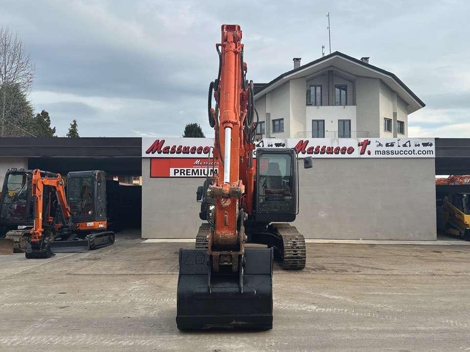Hitachi ZX210LCN-5B Photo 17