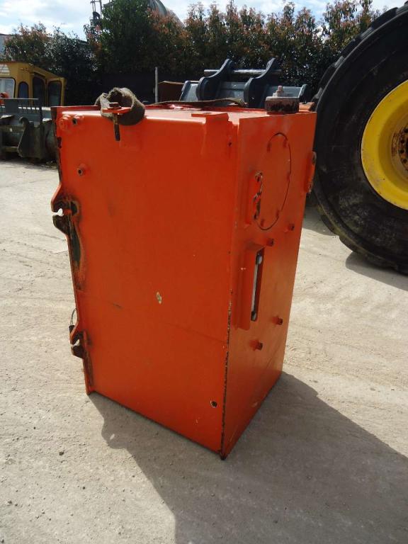 Oil tank for Fiat Kobelco W190 Photo 1