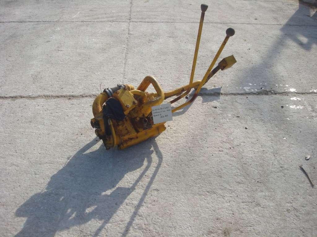 Hydraulic distributor for DOZER AD20 Photo 1
