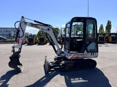 Bobcat 328 Photo 1
