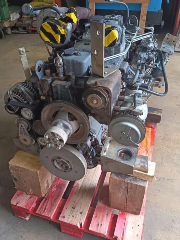 Internal combustion engine for NEF F4BE 0684 Photo 2