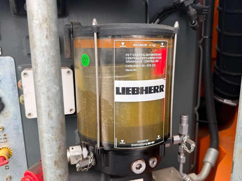 Liebherr R920 Compact - Blade / Triple Boom / Quick Coupler Photo 28