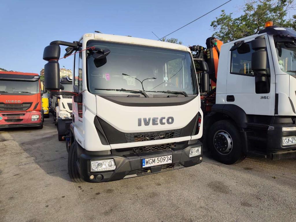 Iveco EUROCARGO 120-190L Photo 24