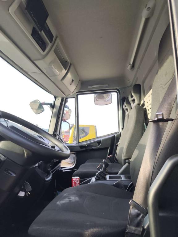 Iveco EUROCARGO 120-190L Photo 7