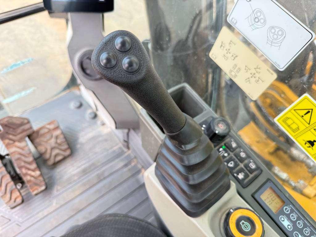 Caterpillar 350 - BRAND NEW / UNUSED / Hammer Lines Photo 11