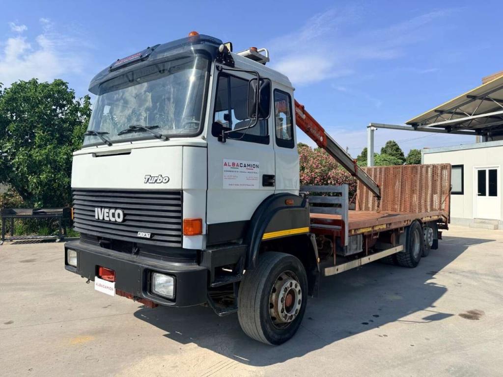Fiat Iveco 240 32 Photo 2