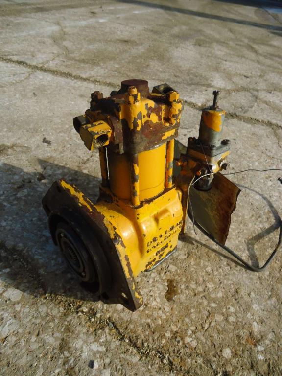 Air compressor for Caterpillar 920 - MOTORE 3304 - Photo 2