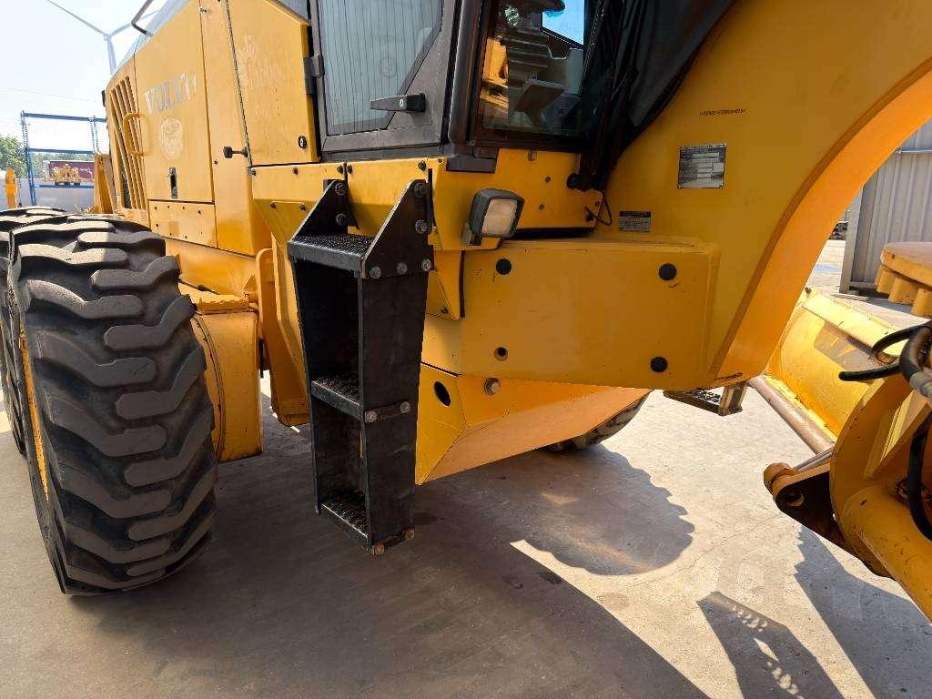 Volvo G946 - AWD Photo 21