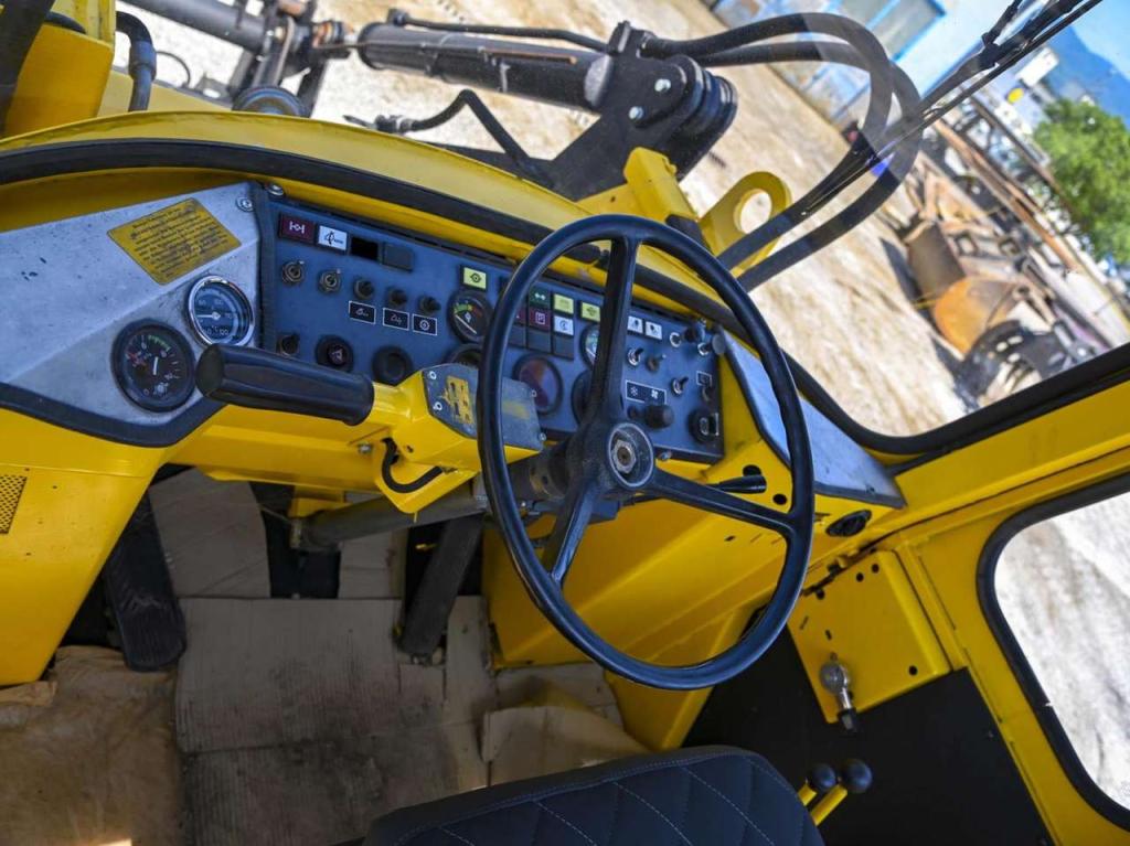 Volvo BM 4300 Photo 15