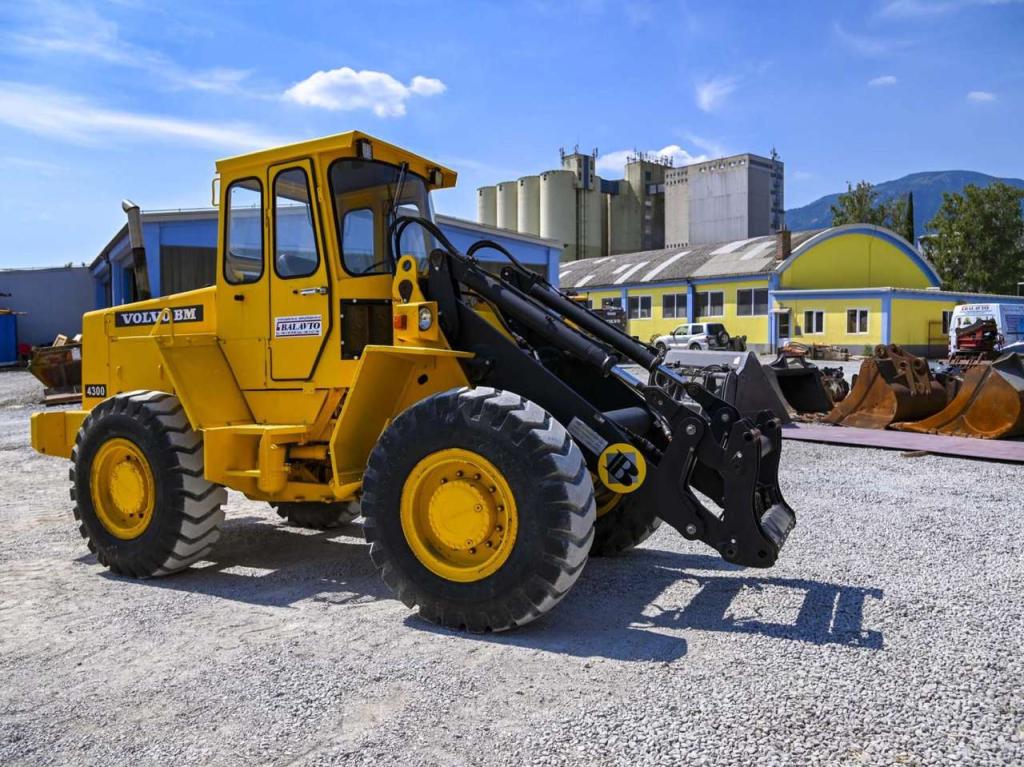 Volvo BM 4300 Photo 3