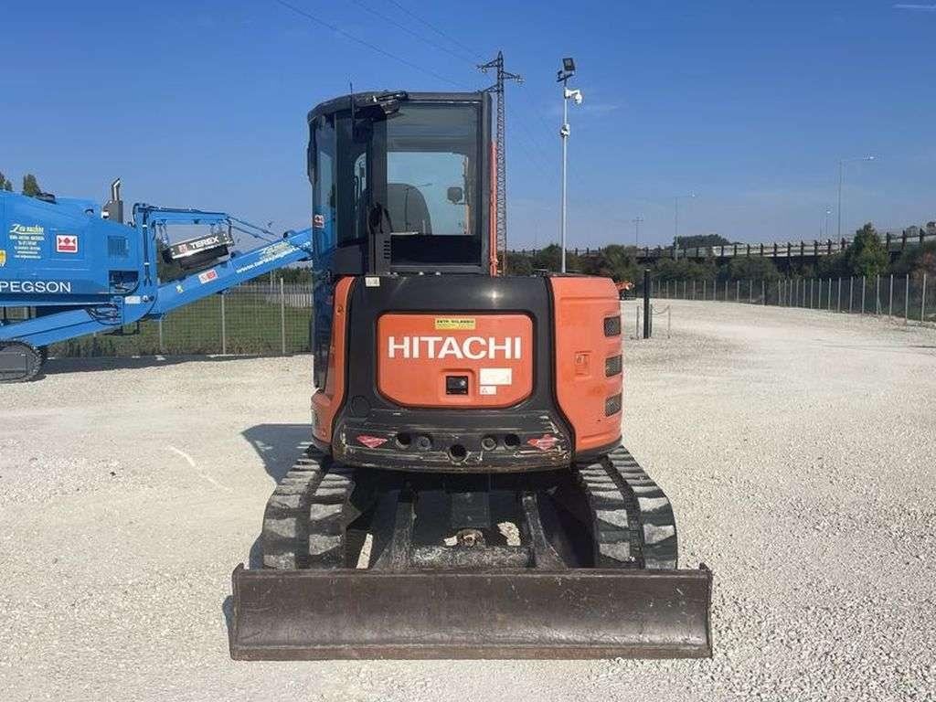 Hitachi ZX55-5/A CLR Photo 4