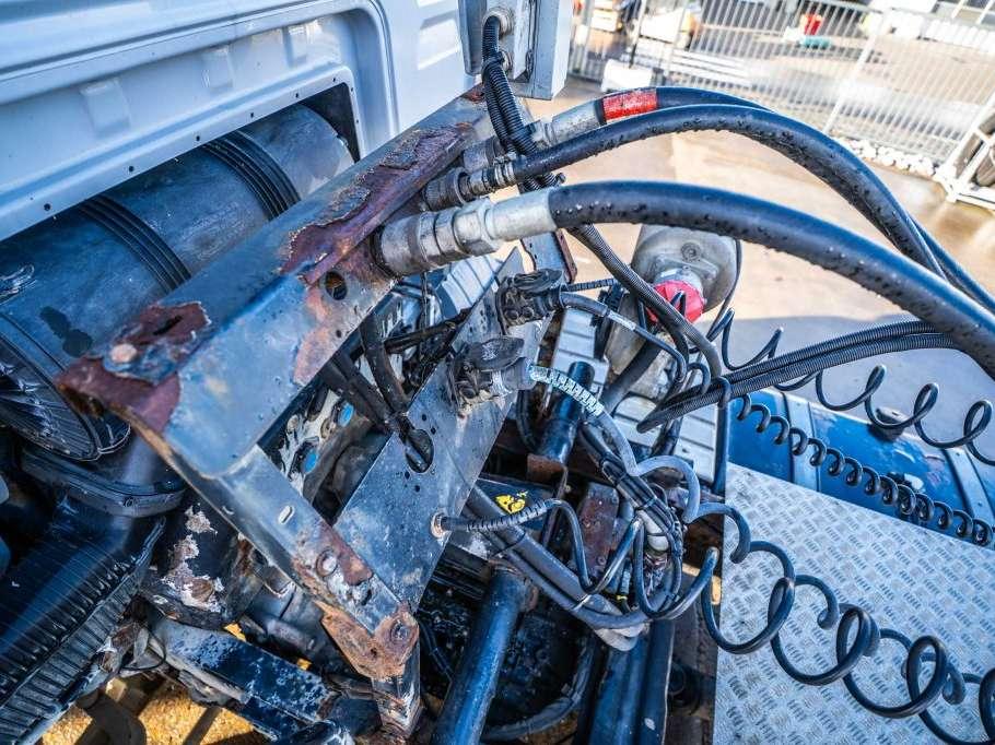 Man TGS 33.420 BBS + SEMI LIEBHERR 12M3 Photo 8