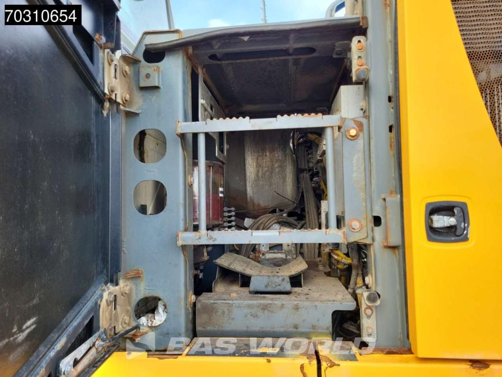 Liebherr R936 LC R 936 Photo 23