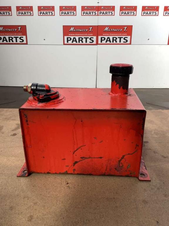 Oil tank for Silla 800 Photo 3
