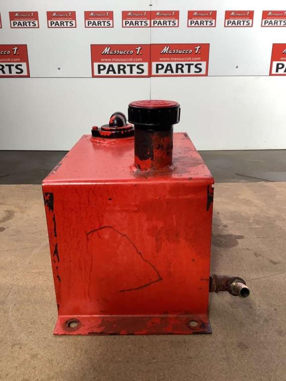 Oil tank for Silla 800 Photo 4