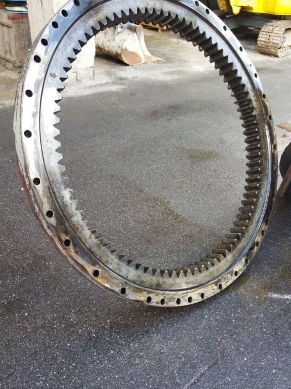 Slewing ring for Fiat Hitachi Ex 355 Photo 1