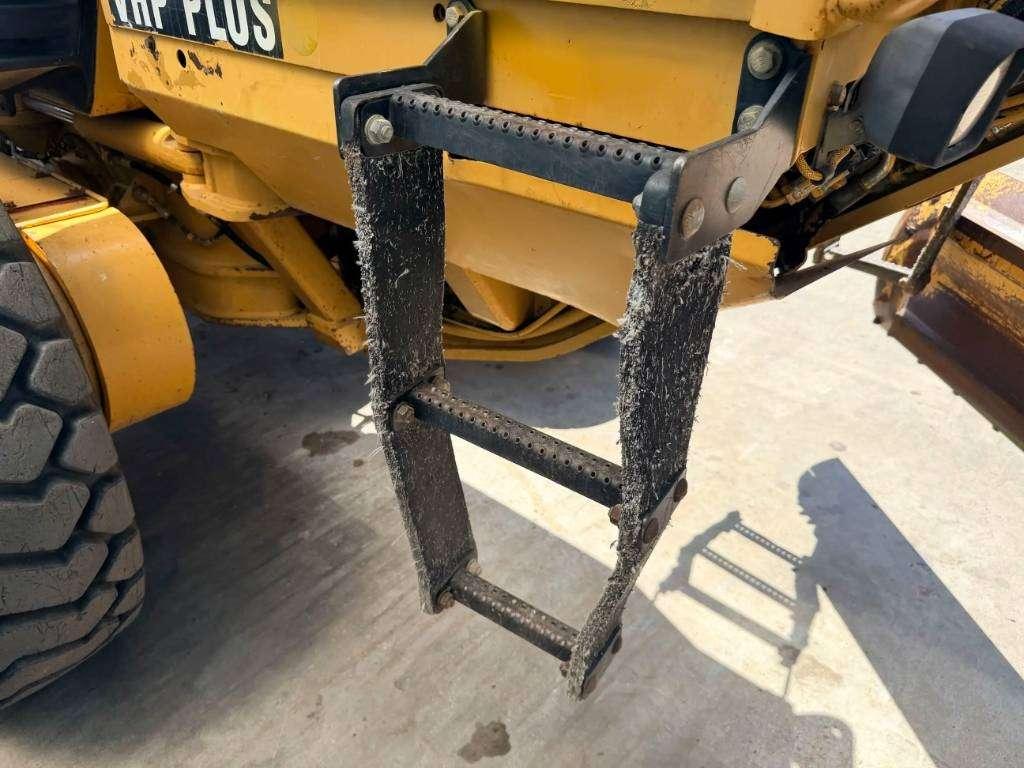 Caterpillar 140H II - CE Photo 24
