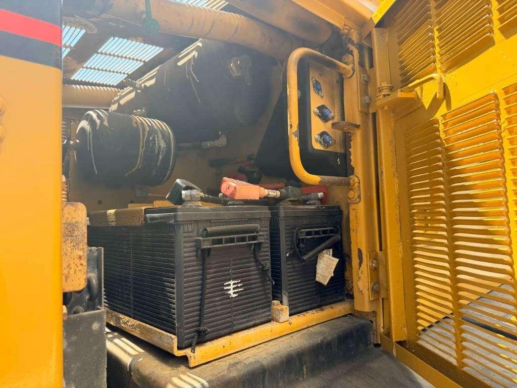 Caterpillar 140H II - CE Photo 27