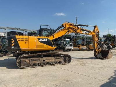 JCBHD JS235 sold by Carmi Spa Oleomeccanica