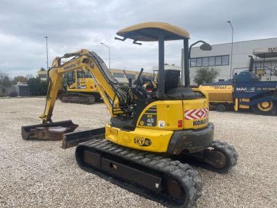 Komatsu PC45 MR-3 Photo 1