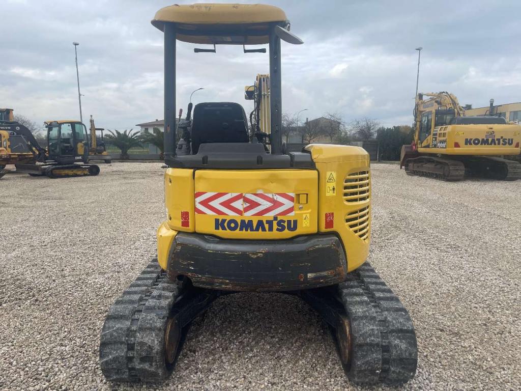 Komatsu PC45 MR-3 Photo 2