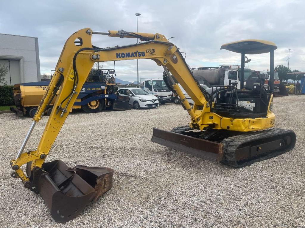 Komatsu PC45 MR-3 Photo 6