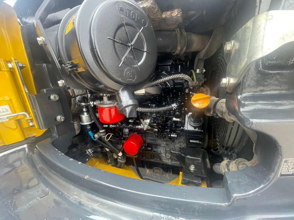 Komatsu PC45 MR-3 Photo 8