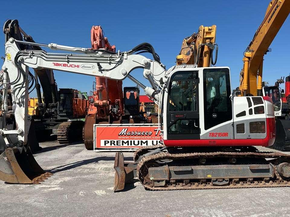 Takeuchi TB2150R Photo 2