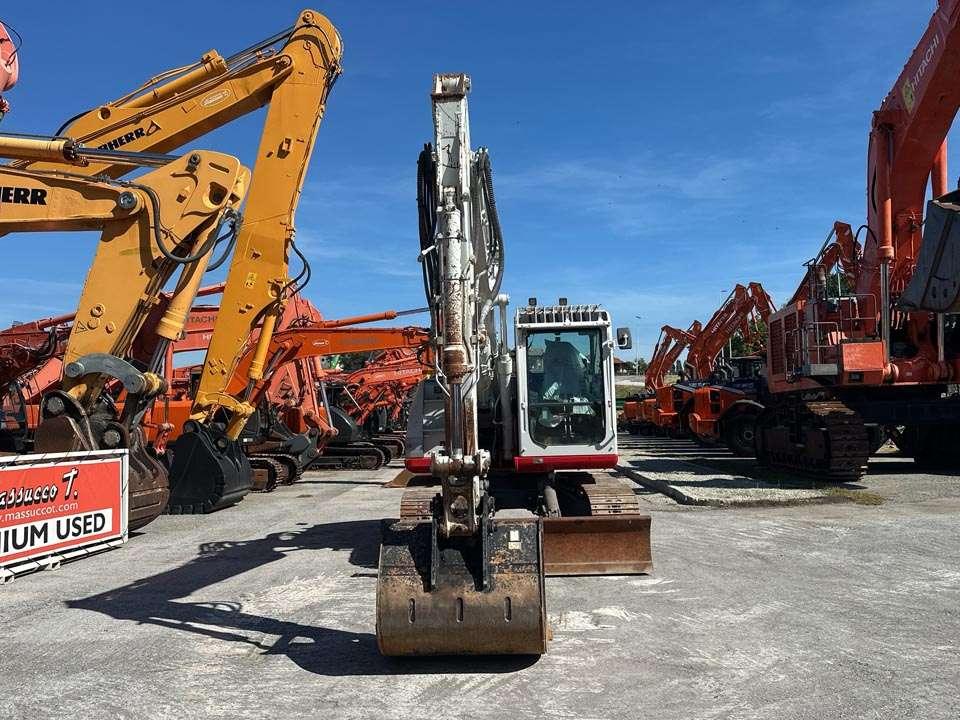 Takeuchi TB2150R Photo 22