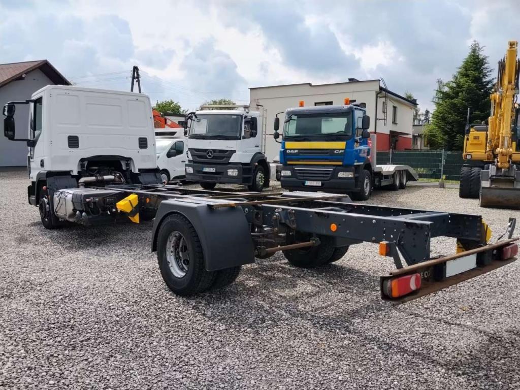 Iveco EUROCARGO 120-190L Photo 14