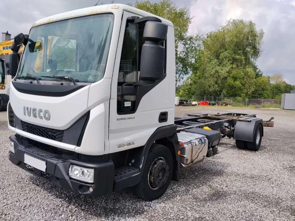 Iveco EUROCARGO 120-190L Photo 9