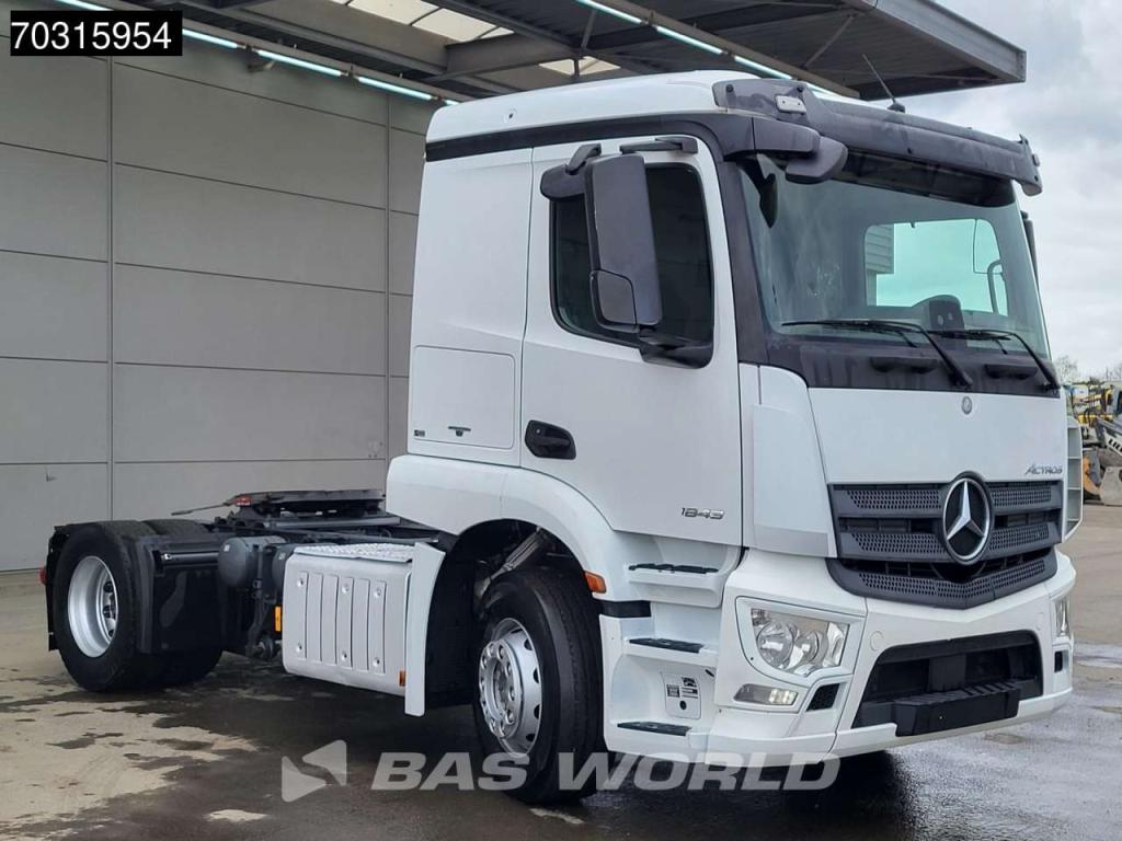 Mercedes-Benz Actros 1843 4X2 ClassicSpace Retarder Photo 3