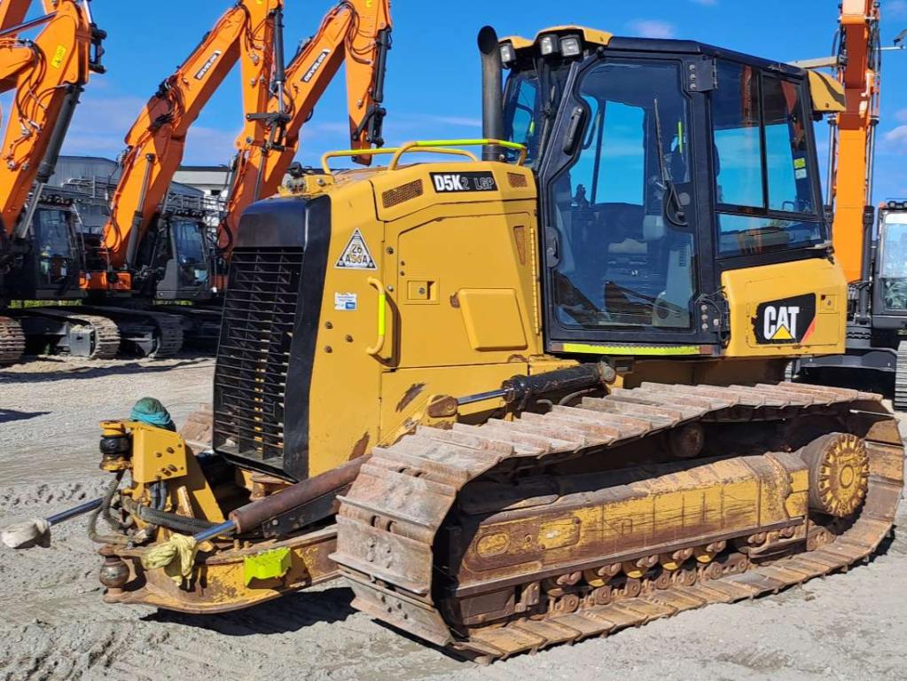 Caterpillar D5K Photo 7