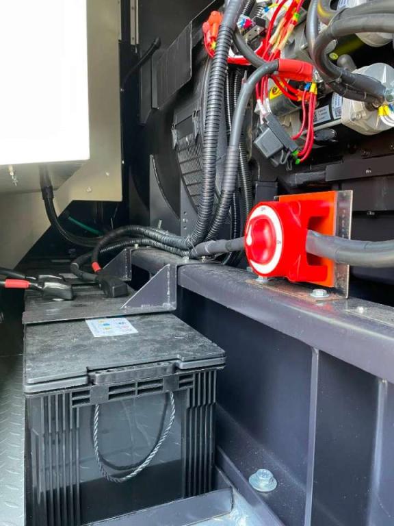 Cummins KTA50GS8 - 1.675 kVA Generator - DPX-18821 Photo 17