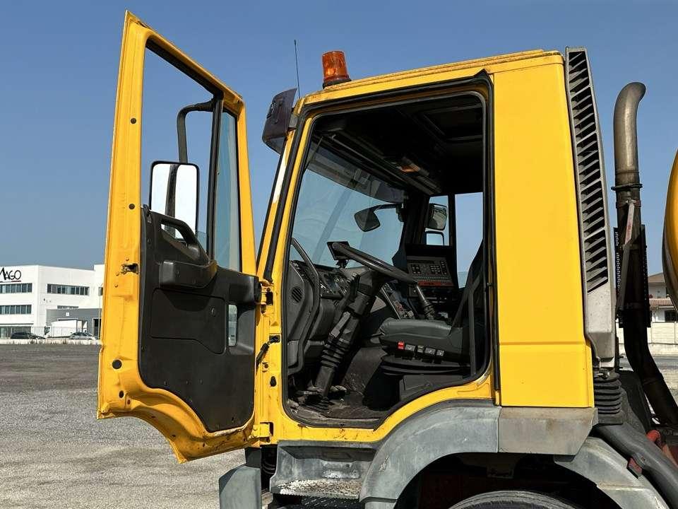 Iveco Eurotech - 190E 27  CURSOR Photo 11
