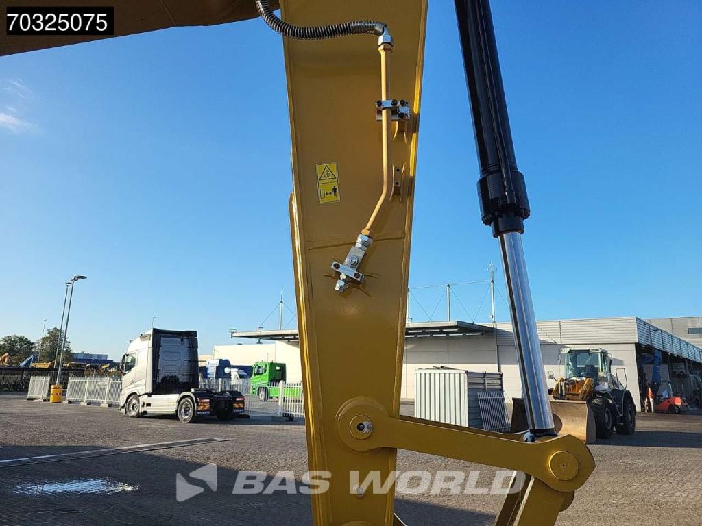 Caterpillar 324 Photo 13