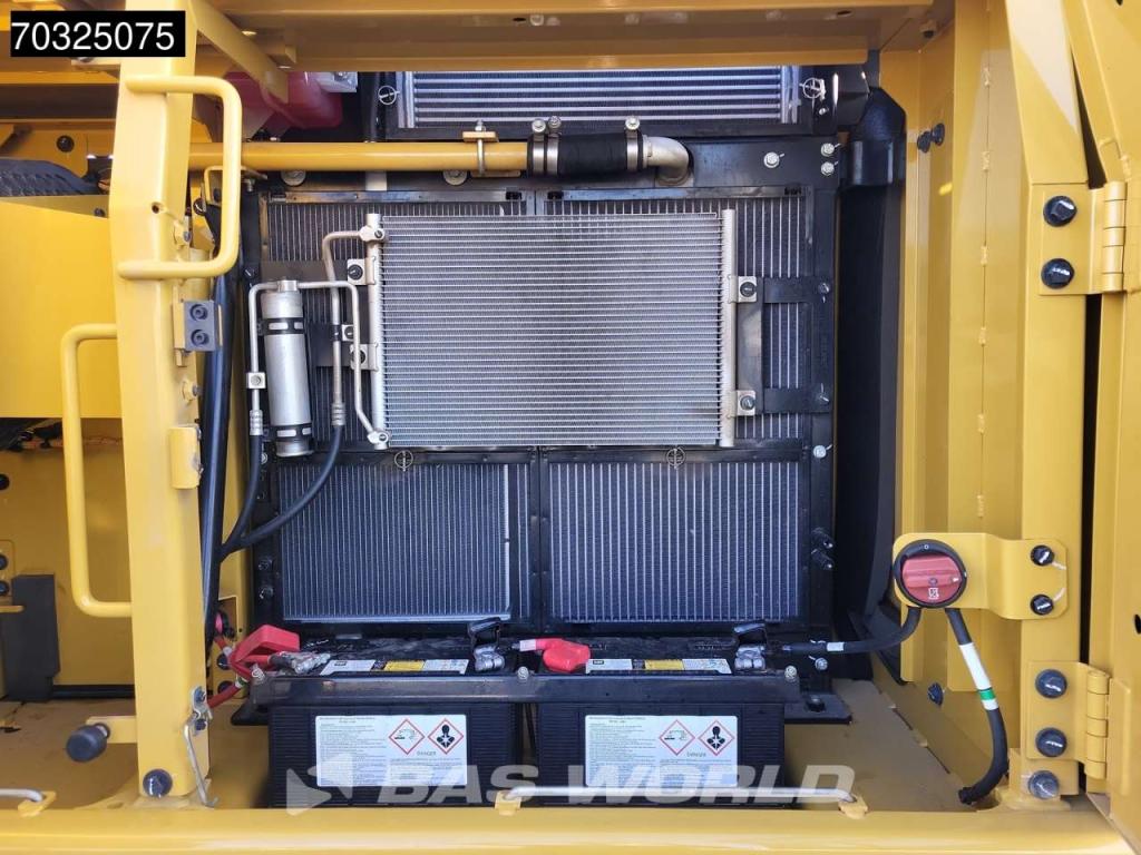 Caterpillar 324 Photo 21
