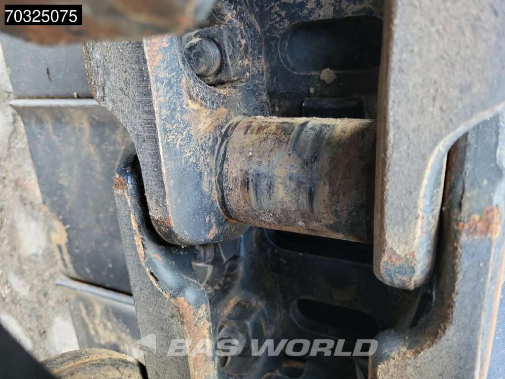 Caterpillar 324 Photo 27
