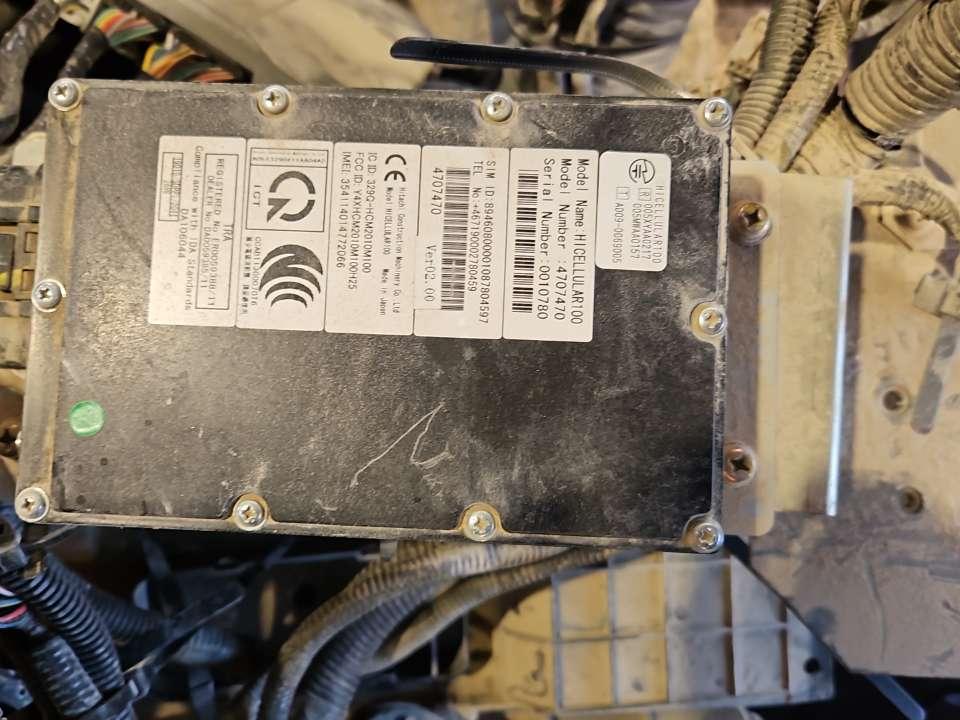 Junction box for Hitachi zx350lcn  5b Photo 1
