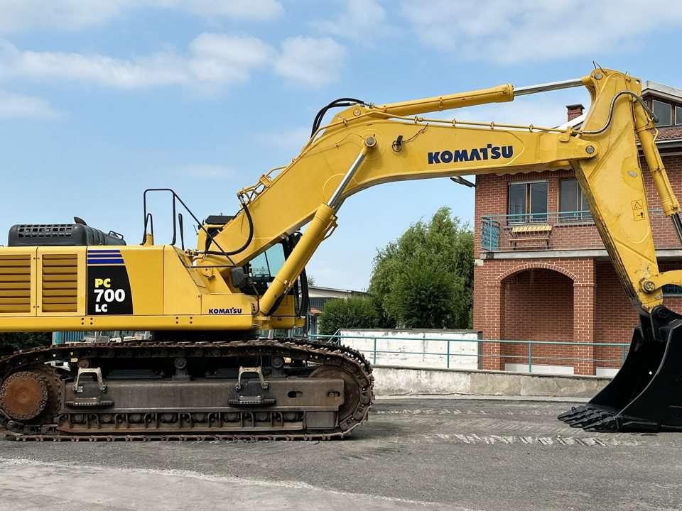 Komatsu PC700 LC-8E0 Photo 21