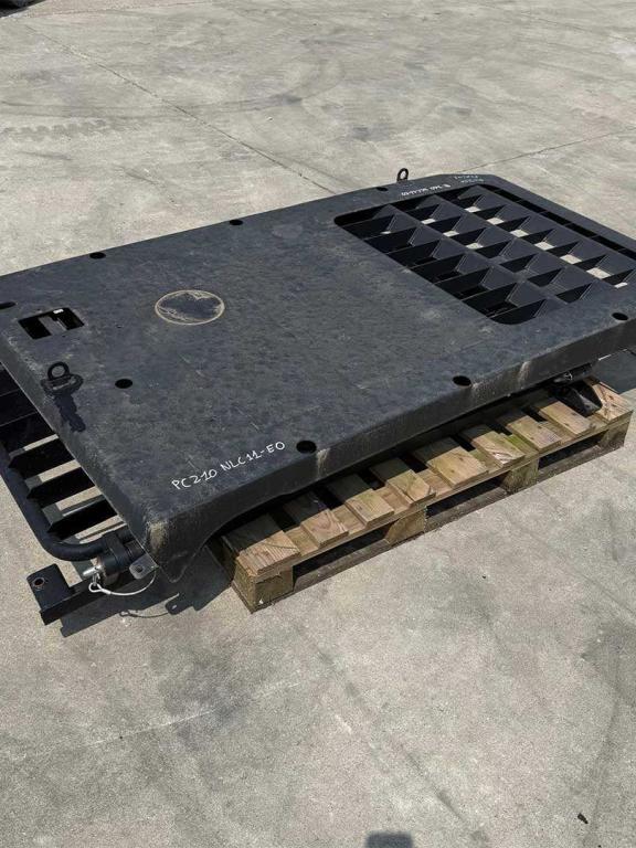 Grid for Komatsu PC210-11 Photo 3