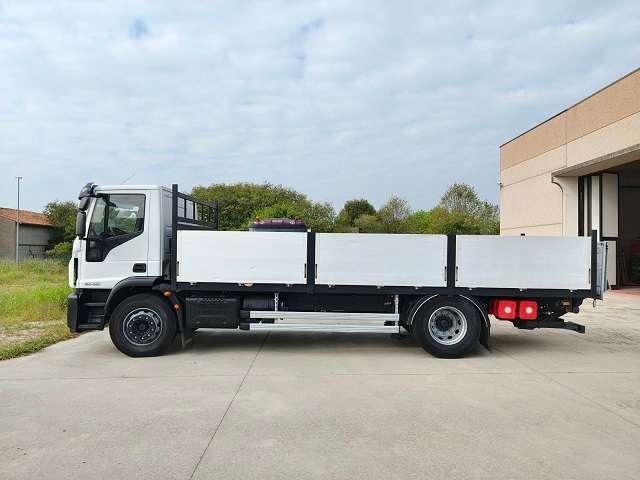 Iveco ML 180-250 Photo 5