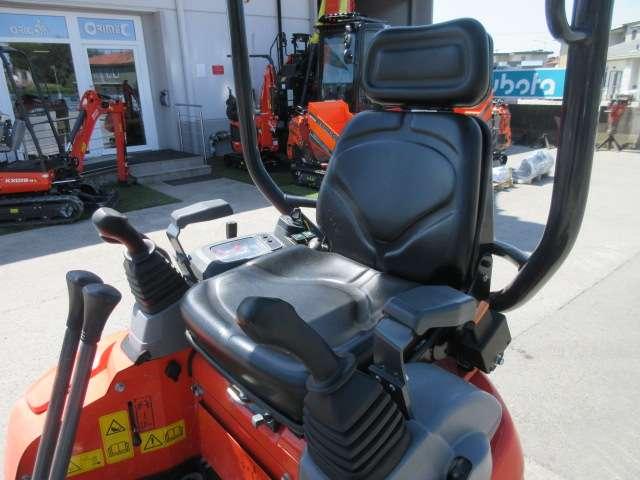 Kubota U17-3a Photo 15